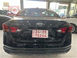 نیسان ئەلتیما